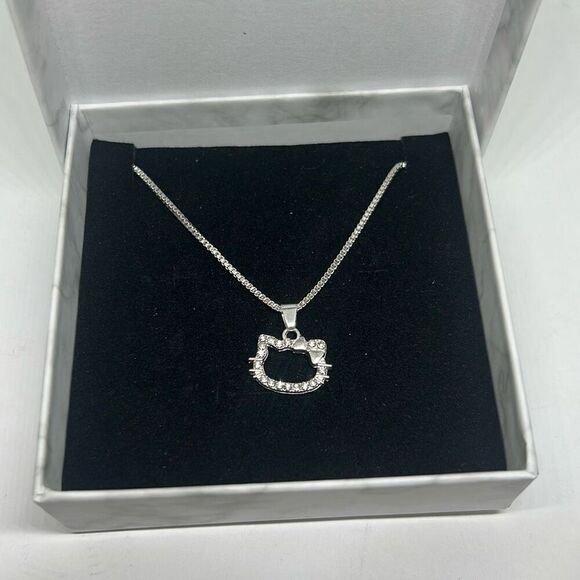 Hello Kitty Adjustable Necklace - Picture 1 of 2
